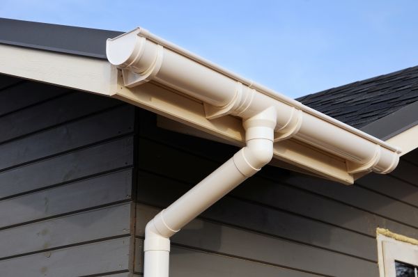 Cost of Roof Gutter Replacement in Cordova
