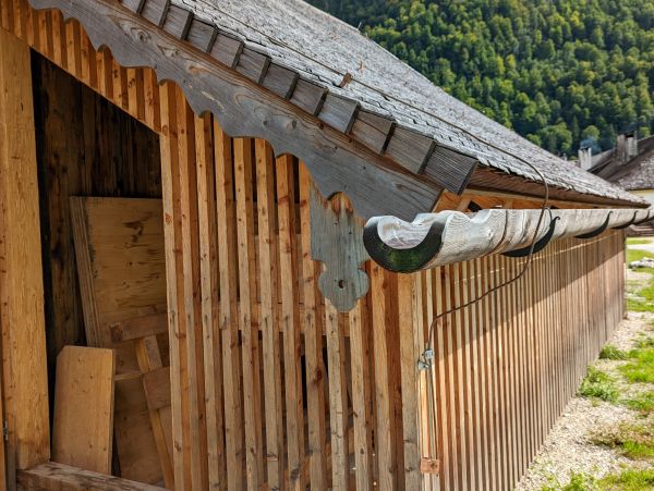 Cost of Wood Gutter Installation in Cordova